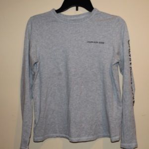 Gray long sleeve shirt